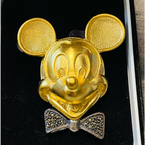 Rare Vintage Judith Jack Disney 3D Mickey Mouse Bowtie brooch. (116) - Picture 9 of 10